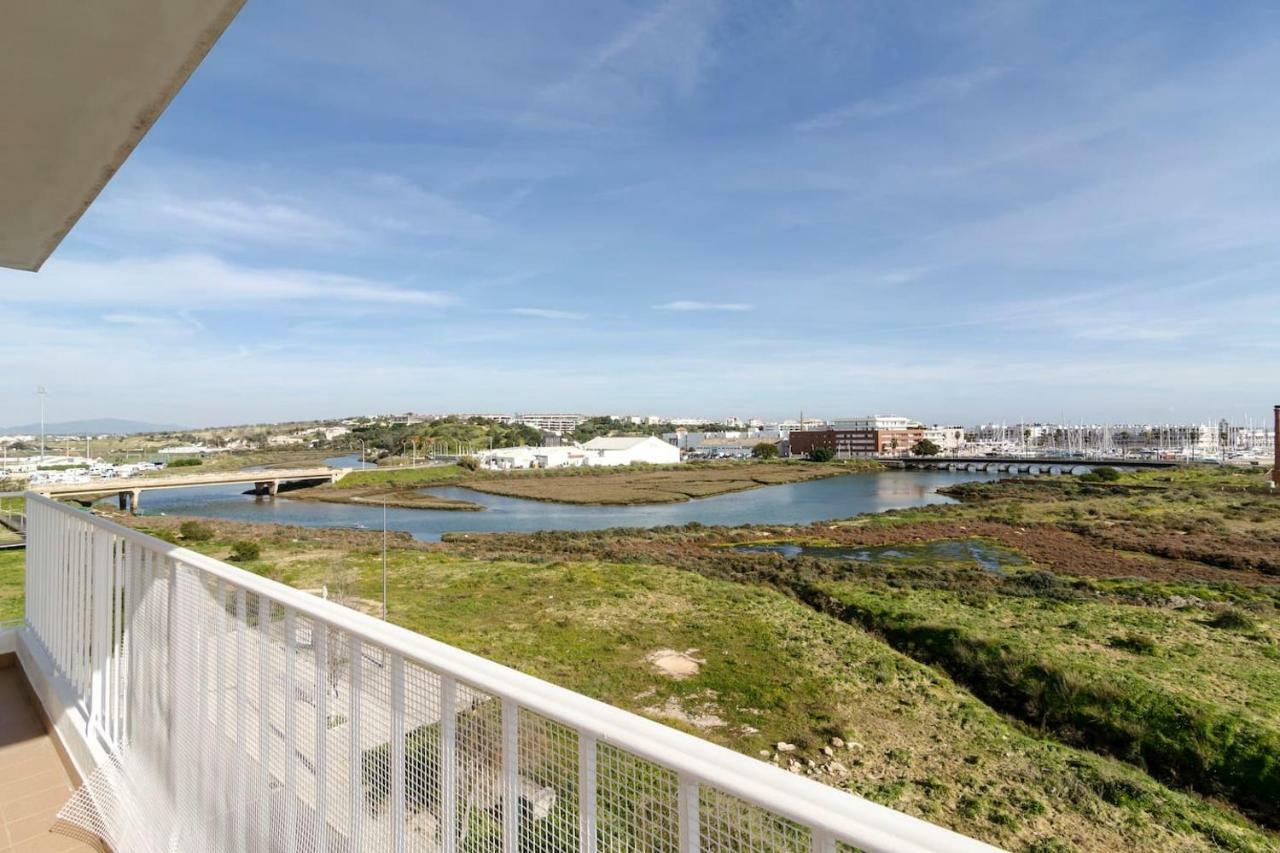 Marina And Atlantic Ocean View Apartment Лагос Екстериор снимка