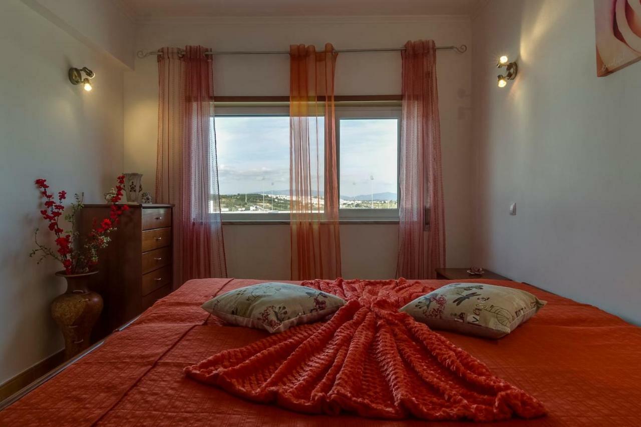 Marina And Atlantic Ocean View Apartment Лагос Екстериор снимка